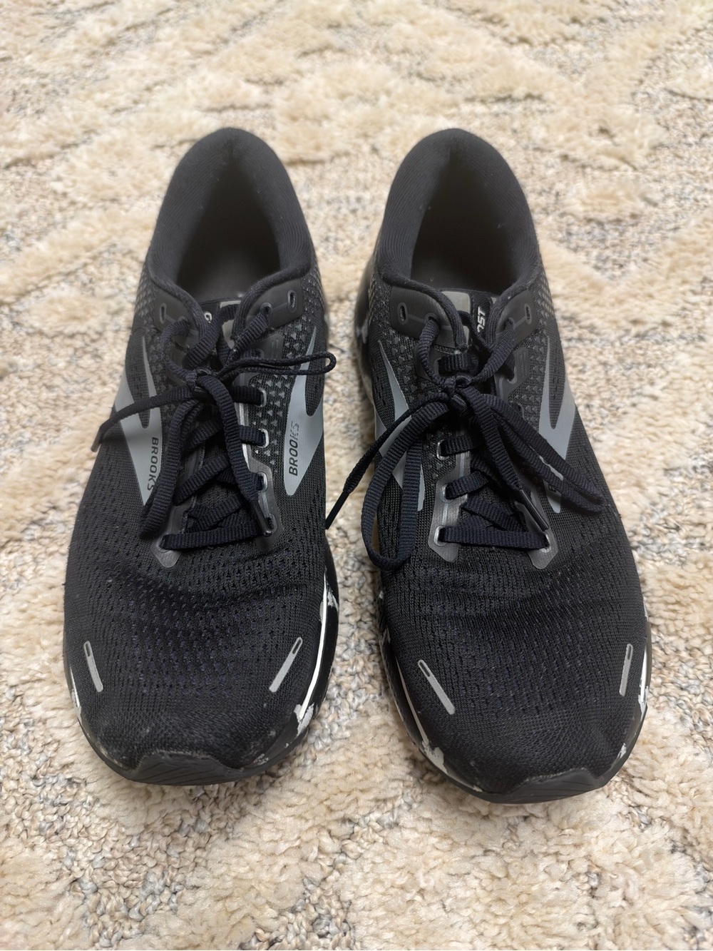 Brooks Black Running Shoes with Silver Highlights